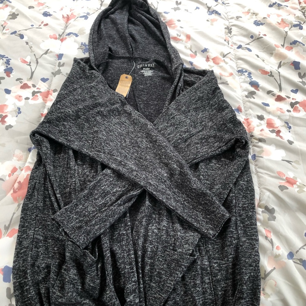 American Eagle Cardigan